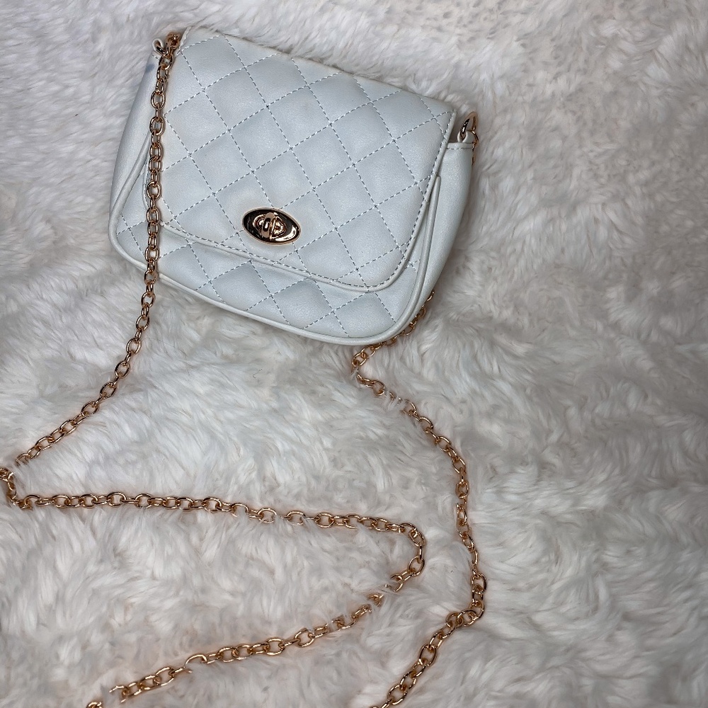 Chain Leather Crossbody Bag